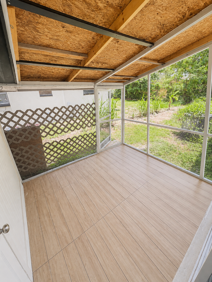 5529 7th Ave #NA - Photo 5 of 7