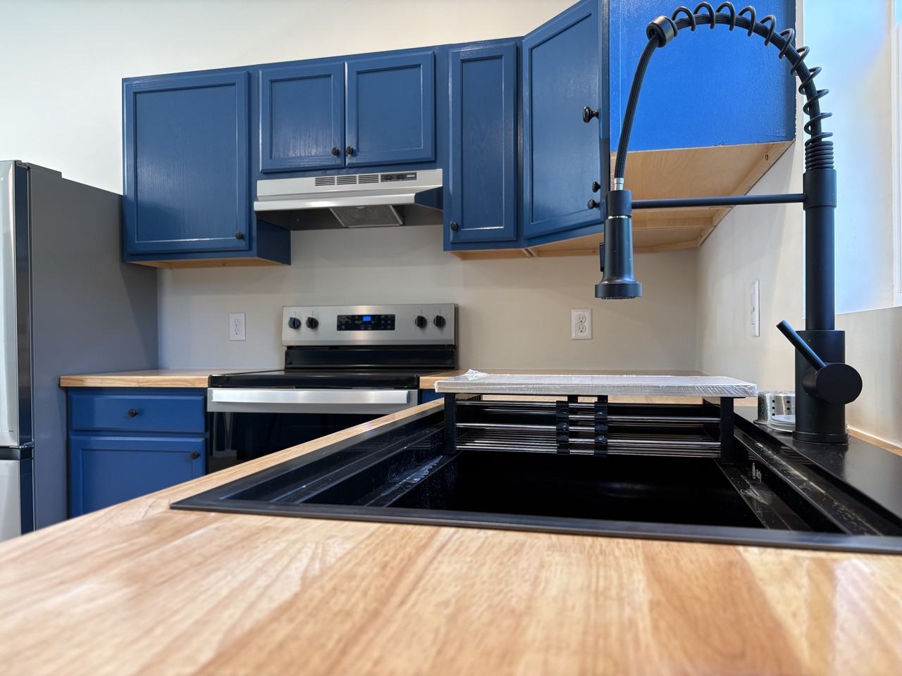 2632 Hydraulic Rd #NA - Photo 5 of 11