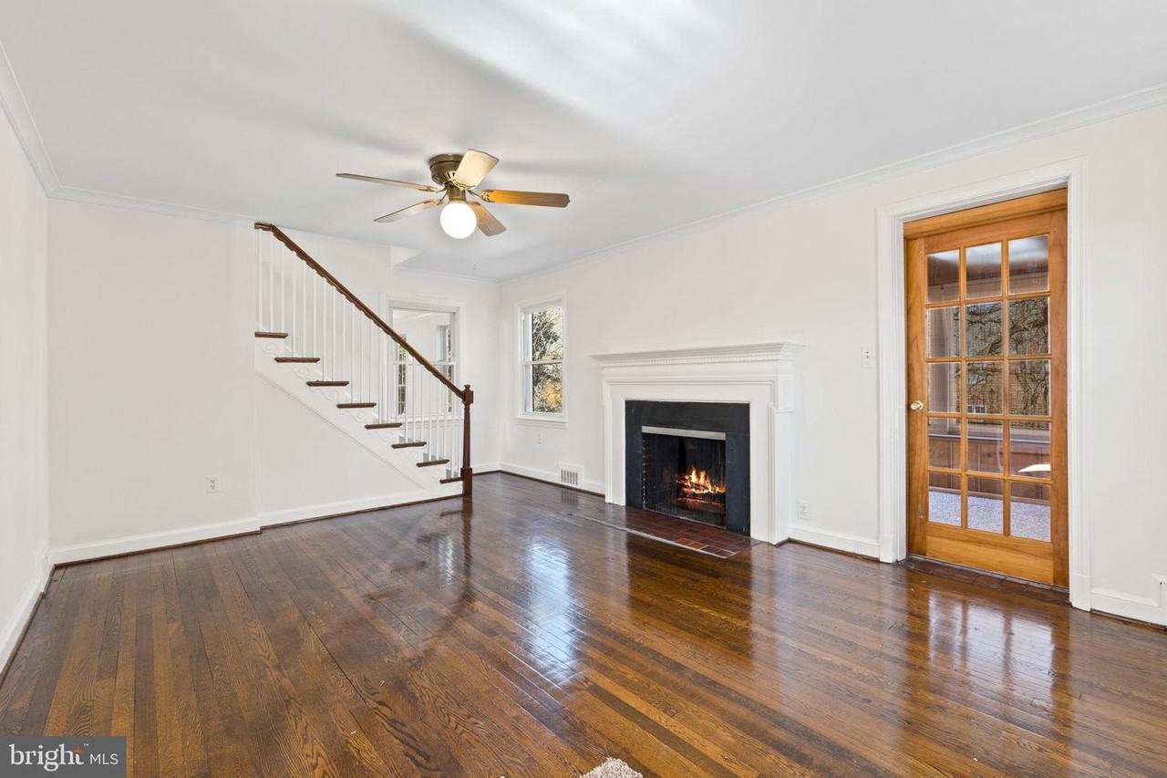 3744 Camden St Se #NA - Photo 4 of 22