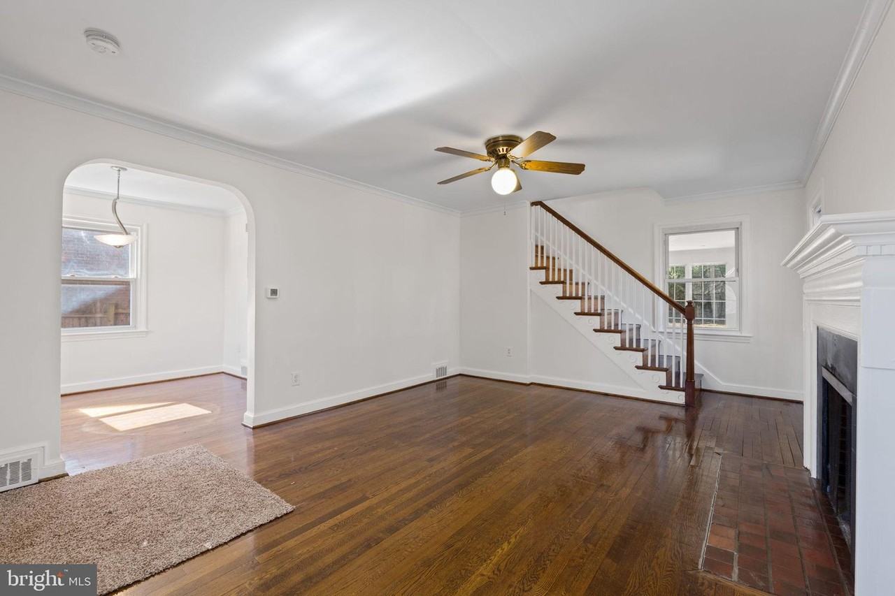 3744 Camden St Se #NA - Photo 5 of 22