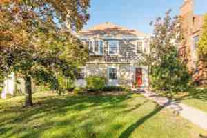 featured image of 3536 Irving Ave S