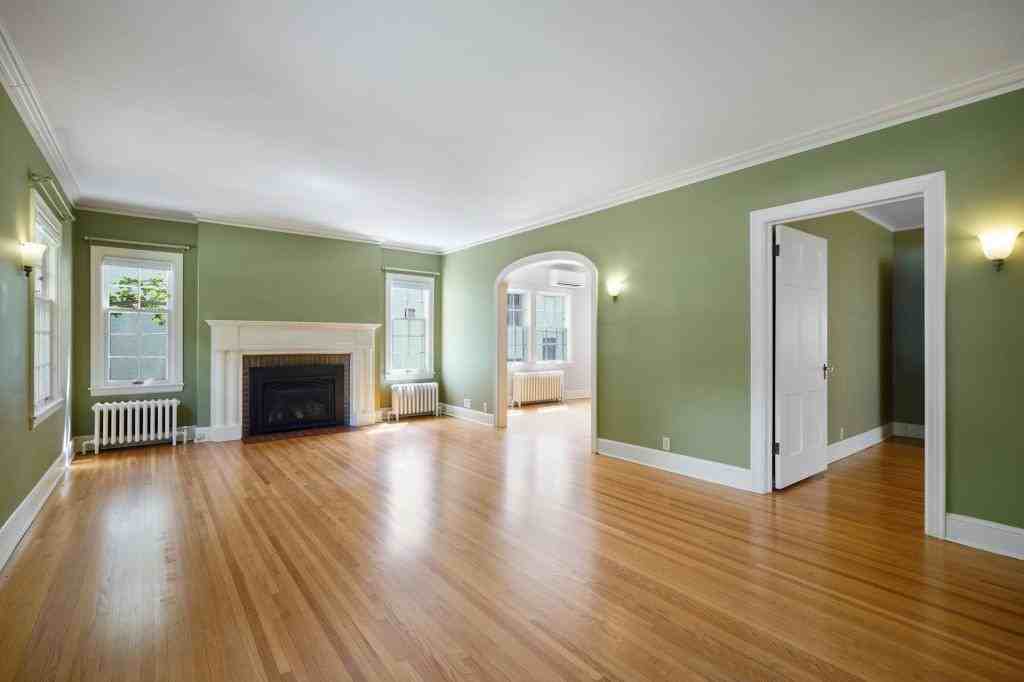 3536 Irving Ave S - Photo 3 of 23