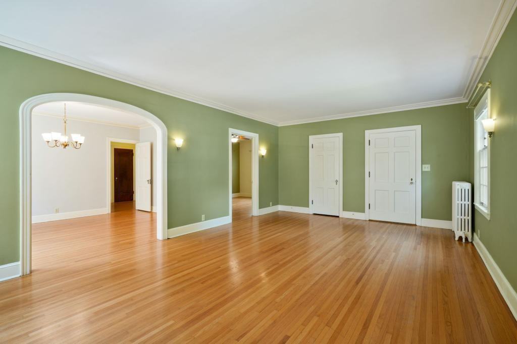 3536 Irving Ave S - Photo 4 of 23
