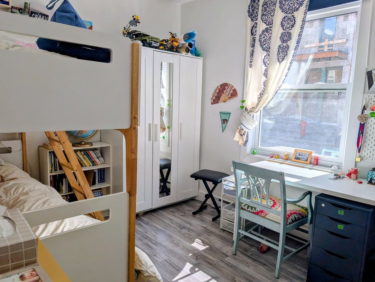 4417 Av De L'Hôtel-De-Ville