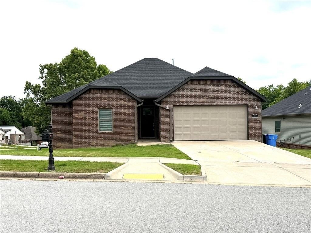 2055 E Peppervine Dr - Photo 2 of 25