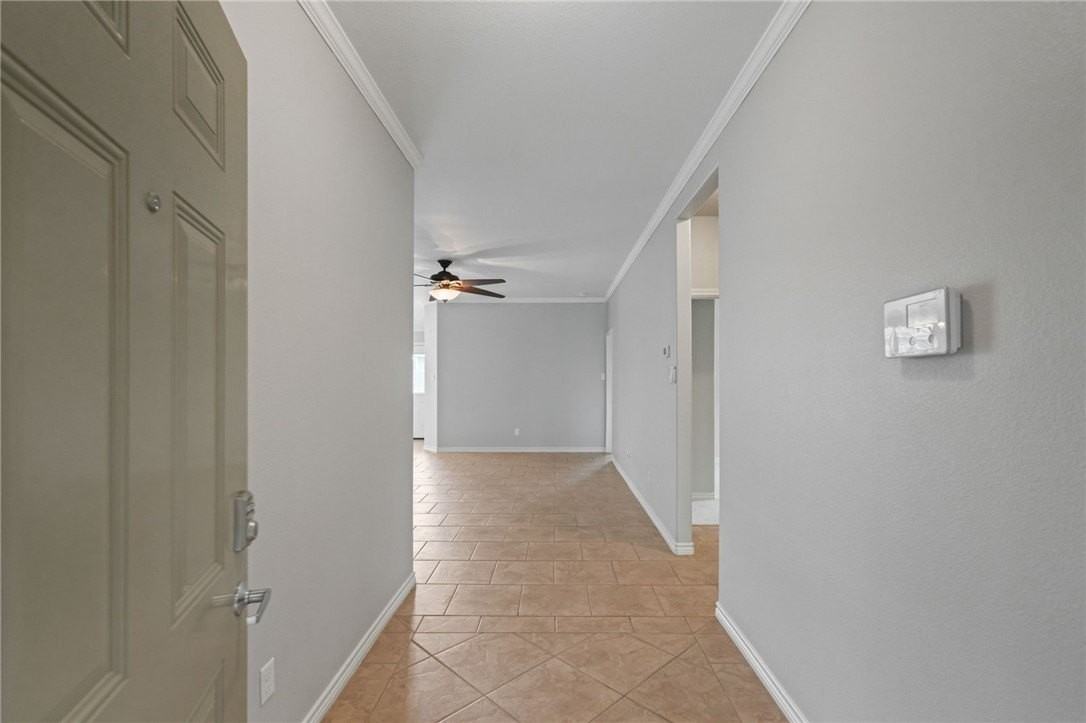 6815 Fox Hill Dr - Photo 2 of 16