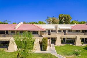 featured image of 2822 N Auburn Ct #208