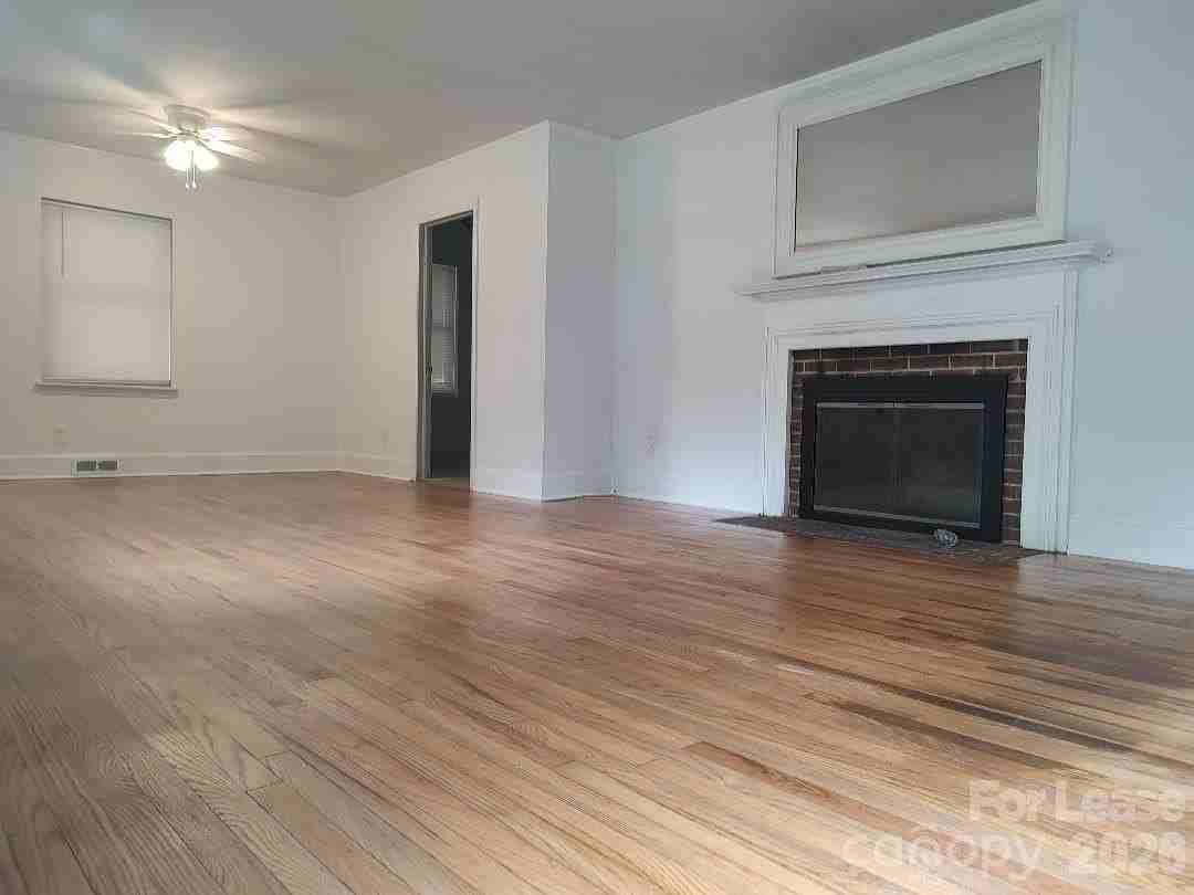 750 Brockbank Rd - Photo 4 of 16