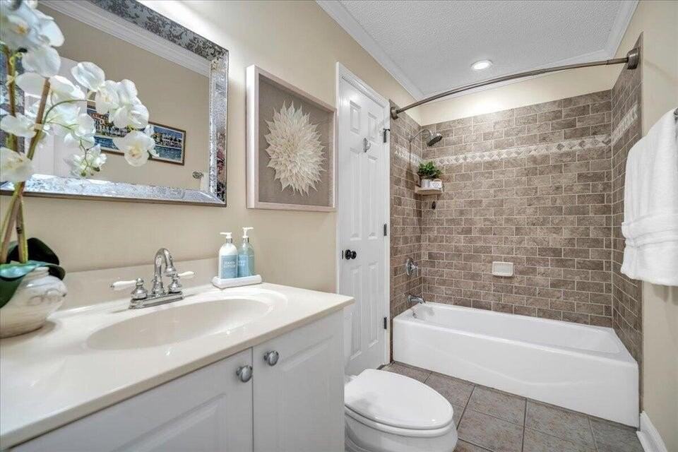 1321 Cassidy Ct #A - Photo 5 of 10