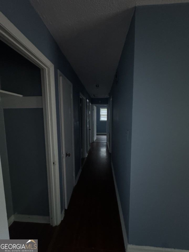 4300 Essex Rd - Photo 7 of 11