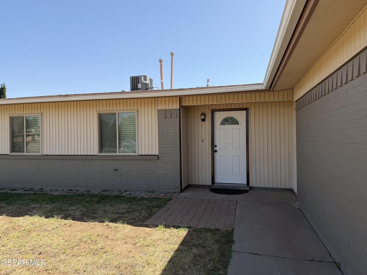 10429 Persephone Dr - Photo 2 of 23