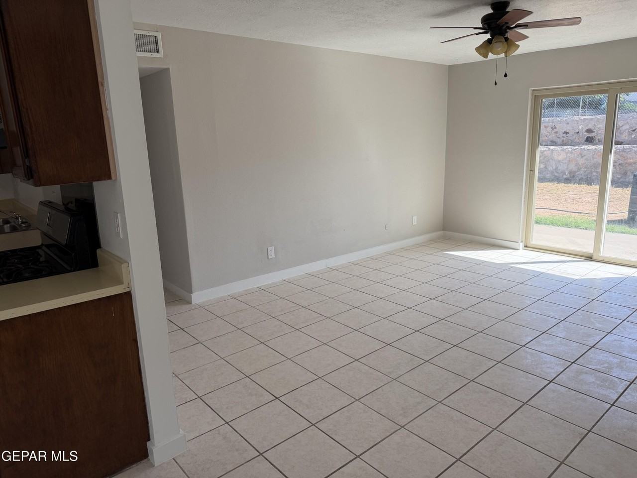 10429 Persephone Dr - Photo 4 of 23