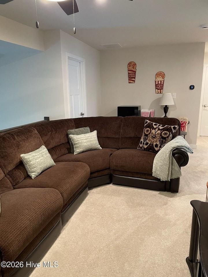 333 Egret Ct - Photo 5 of 13