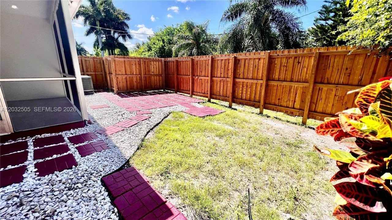 6193 Sw 48th Ct #6193 - Photo 6 of 39