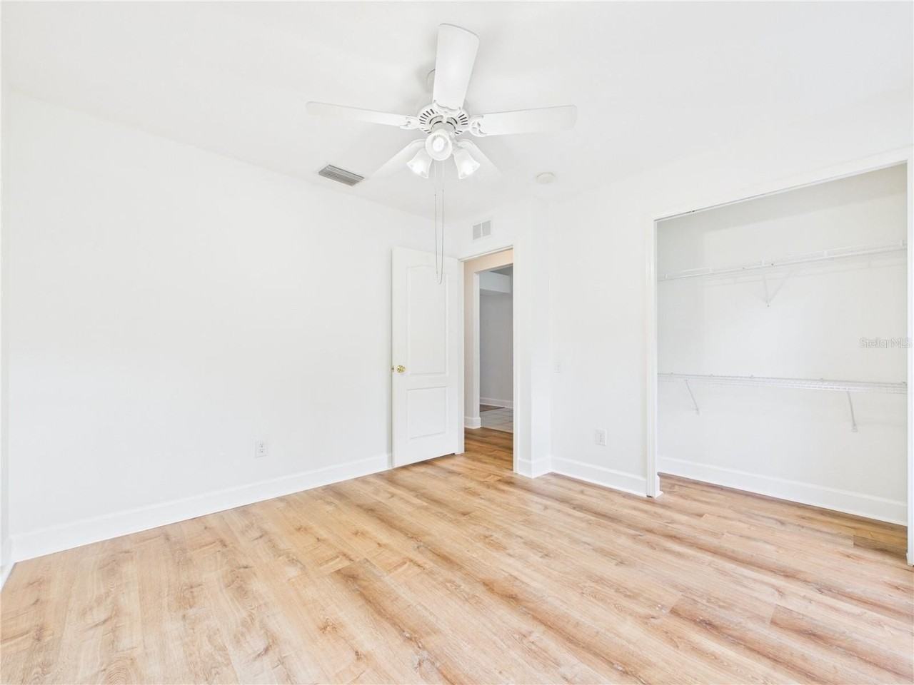 10553 Egret Haven Ln - Photo 6 of 50