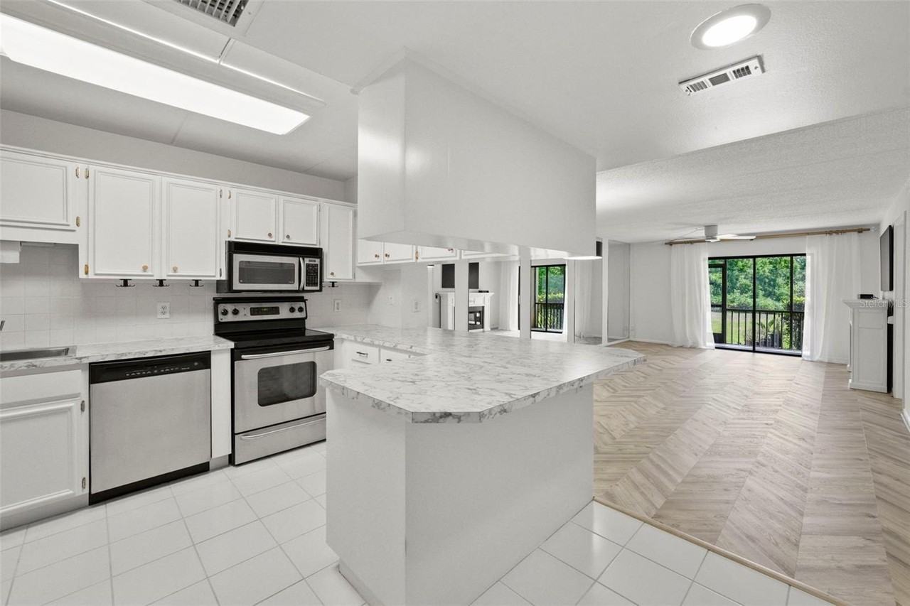 1200 Tarpon Woods Blvd #Q4 - Photo 4 of 31