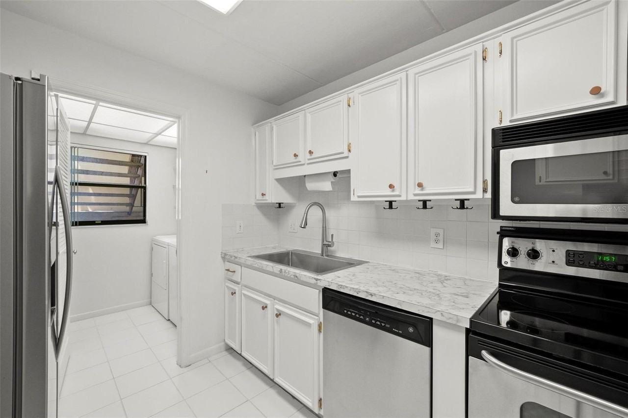 1200 Tarpon Woods Blvd #Q4 - Photo 6 of 31