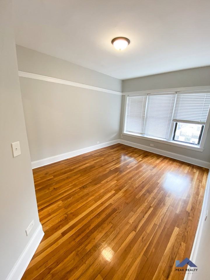 4617 N Ashland Ave #2E - Photo 6 of 8
