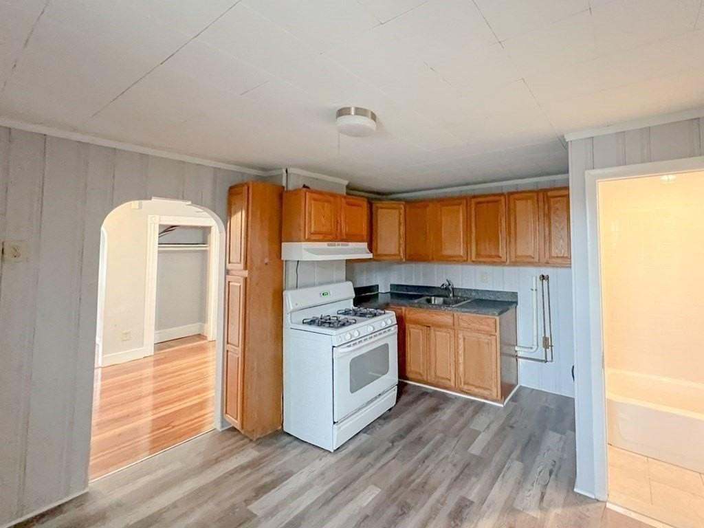 20 Wilson Ave #1 - Photo 6 of 8
