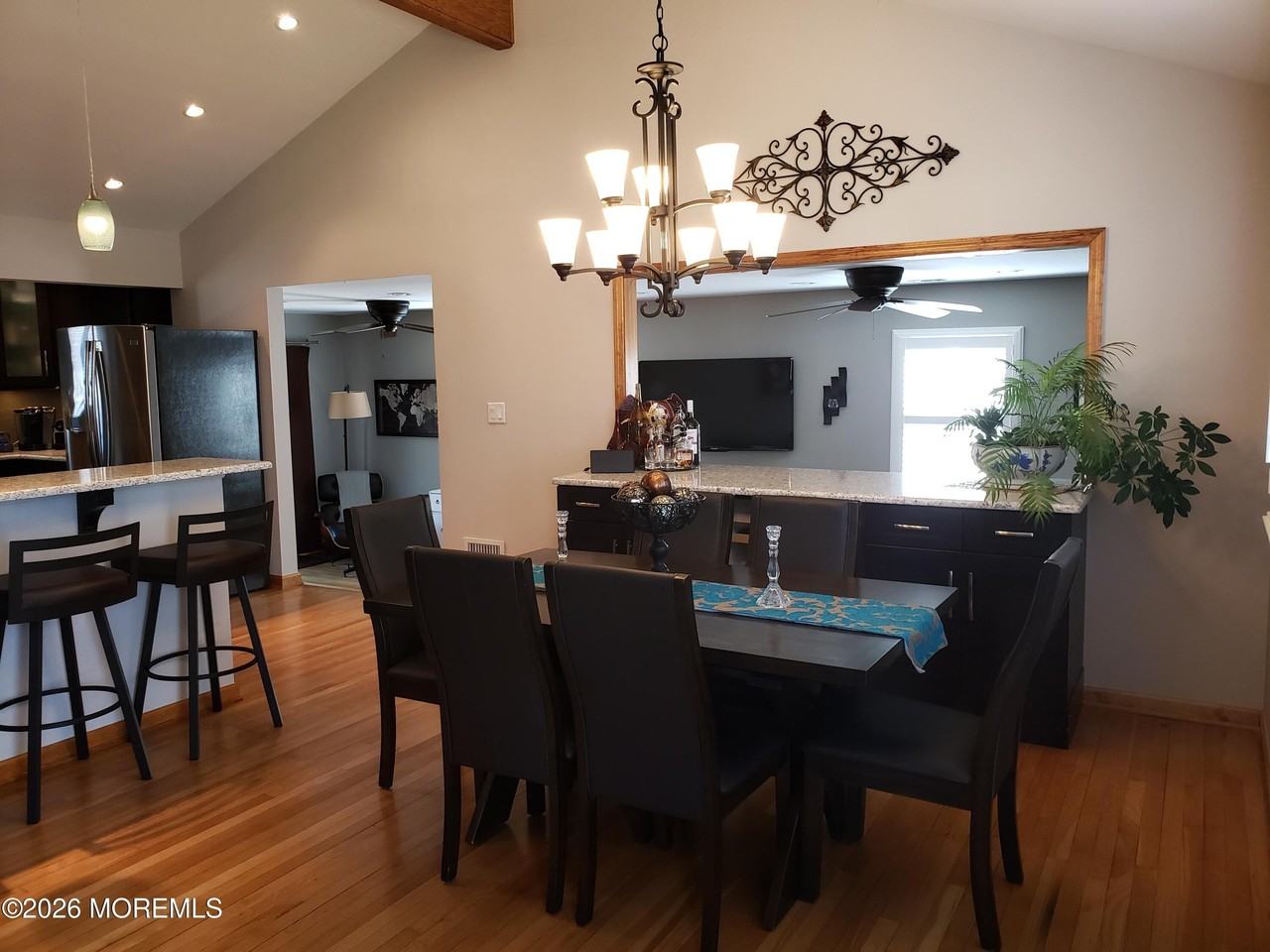 9 Winthrop Pl - Photo 2 of 28