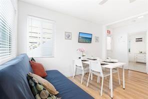 309 Van Buren St - Photo 3 of 7