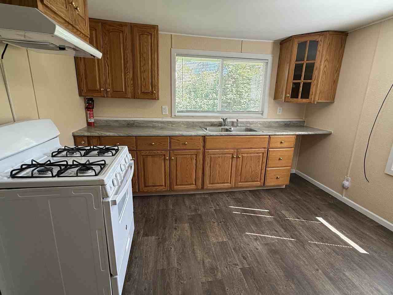 308 N Union St #7 - Photo 2 of 6