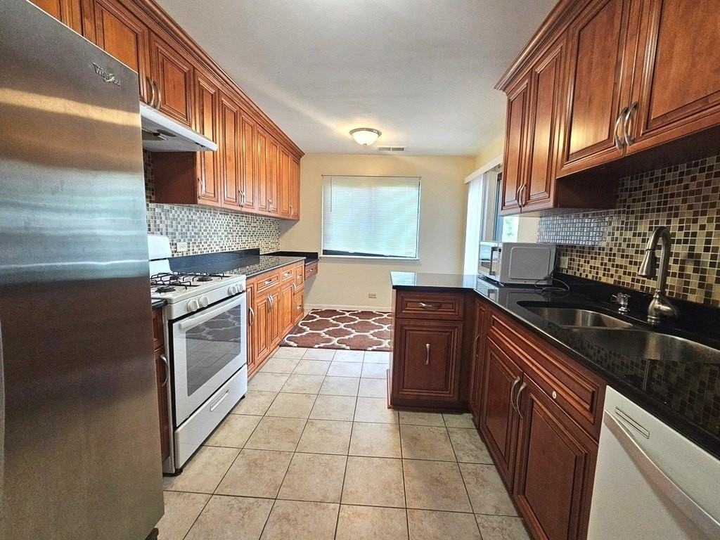 1182 Northbury Ln #D2 - Photo 6 of 28