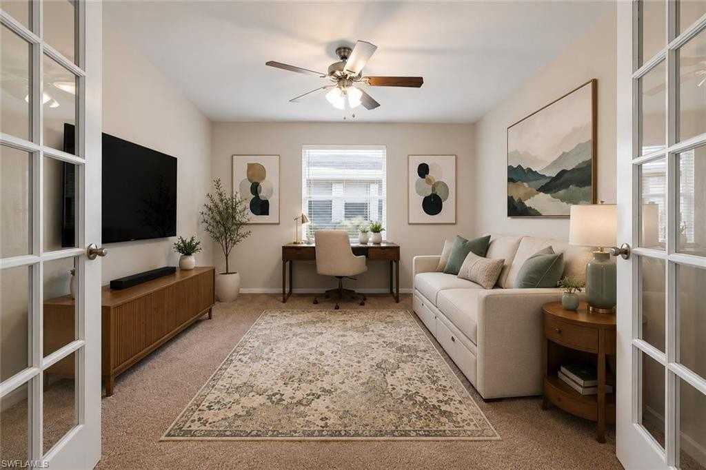 430 Saint Andrews Blvd #6 - Photo 4 of 37