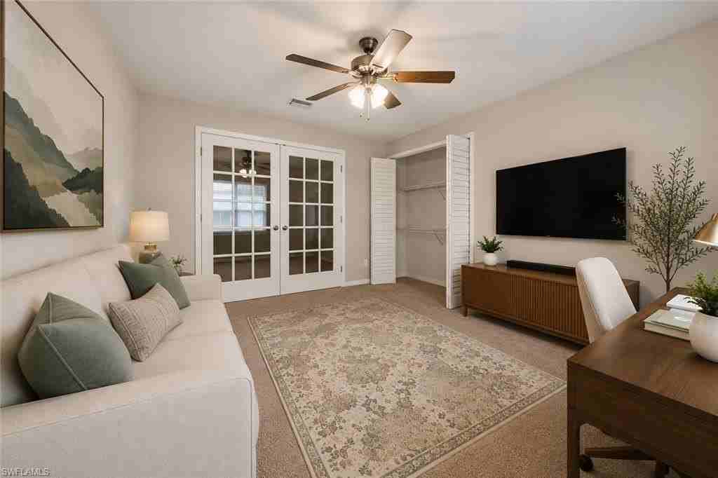 430 Saint Andrews Blvd #6 - Photo 5 of 37