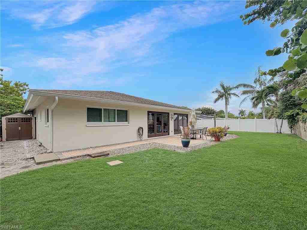 1265 Pompei Ln - Photo 2 of 17