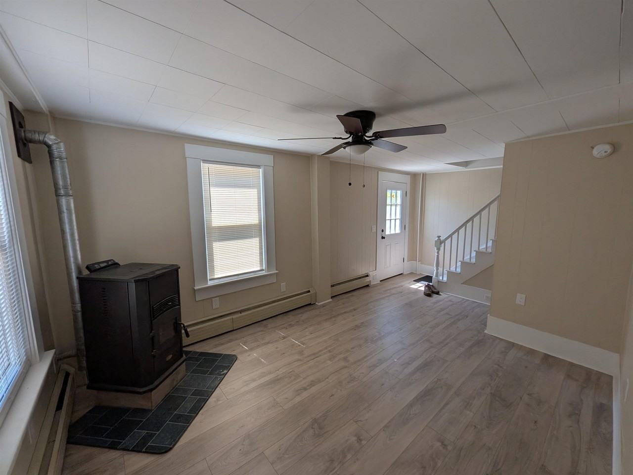 61 Island St #1 - Photo 5 of 23
