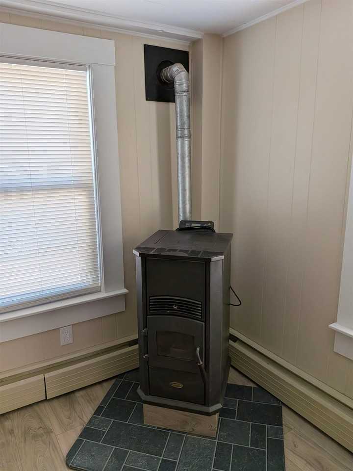 61 Island St #1 - Photo 6 of 23