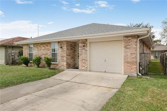 2704 Taft Park - Photo 2 of 20