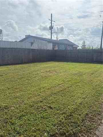 4543 Urquhart St #B - Photo 5 of 5