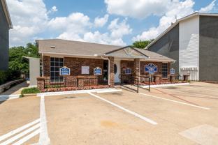 1900 Estrada Pkwy - Photo 1 of 1