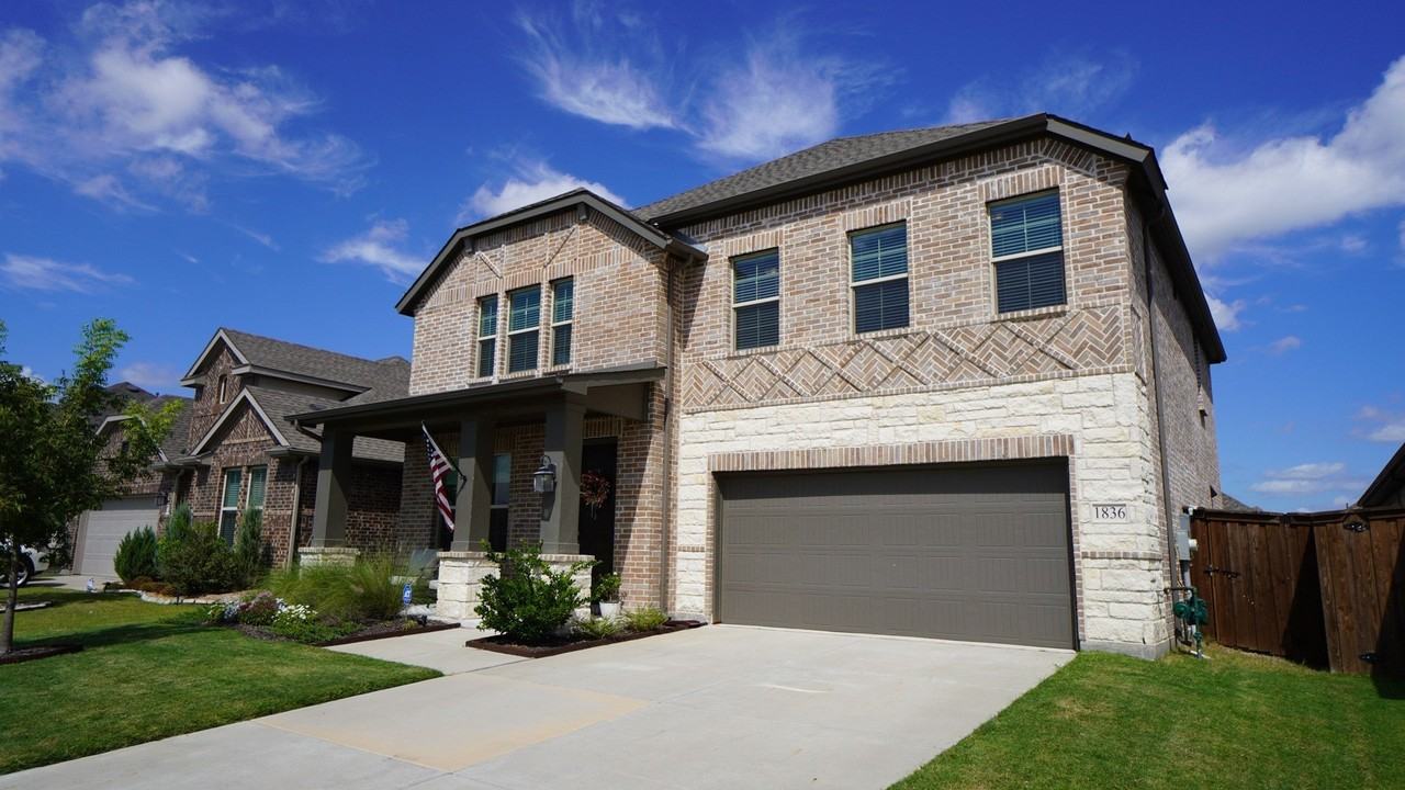 1836 Big Spring Dr - Photo 2 of 40
