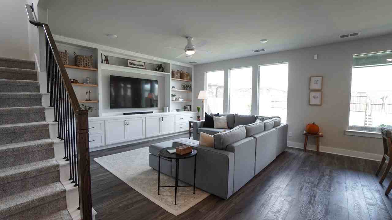 1836 Big Spring Dr - Photo 5 of 40