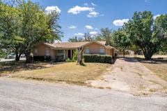 1909 8th St - Photo 1 of 1