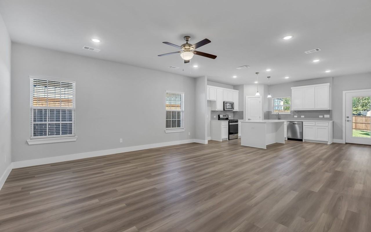121 W Morton St - Photo 7 of 28