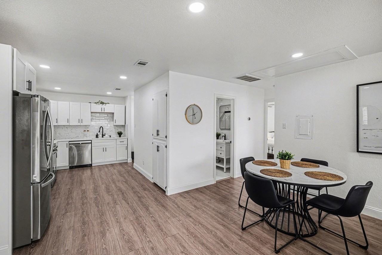 716 E Pecan St #722 - Photo 6 of 27