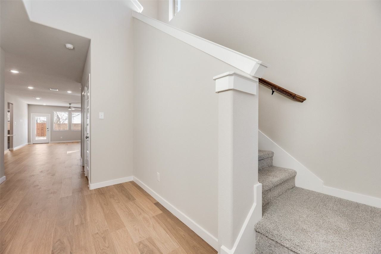 5511 Chasewood Dr - Photo 4 of 40