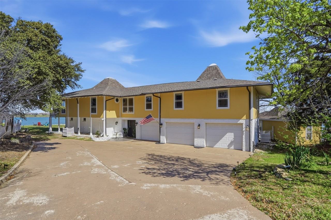 13280 Beach Club Rd - Photo 4 of 40