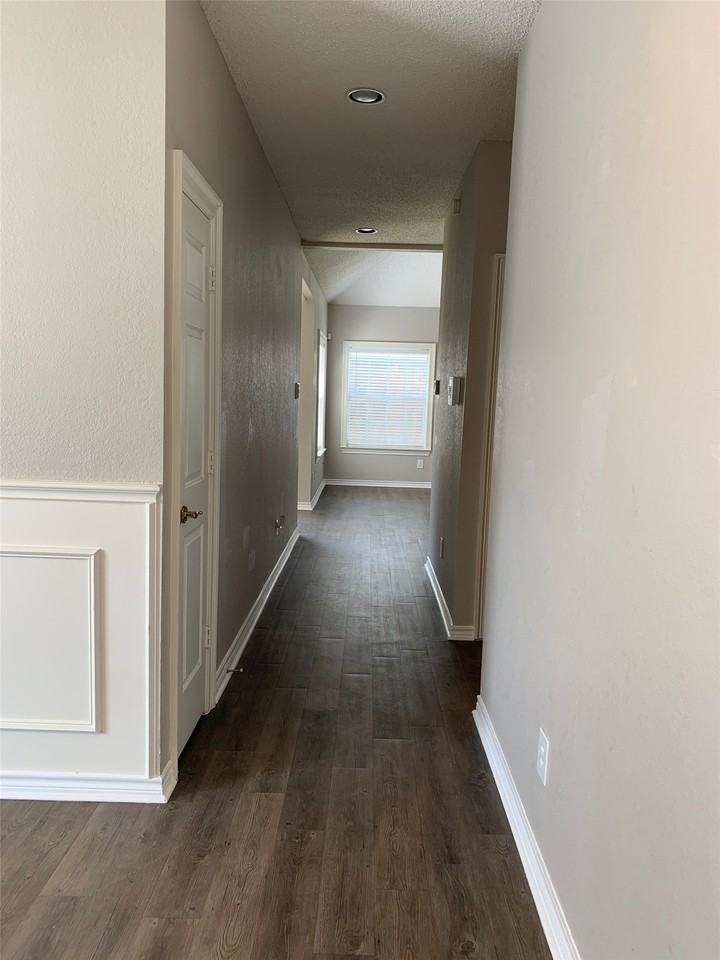4308 N Capistrano Dr - Photo 5 of 16