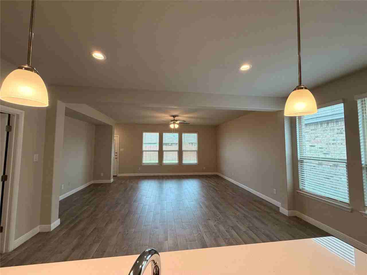 209 Irish Moss Dr - Photo 5 of 23