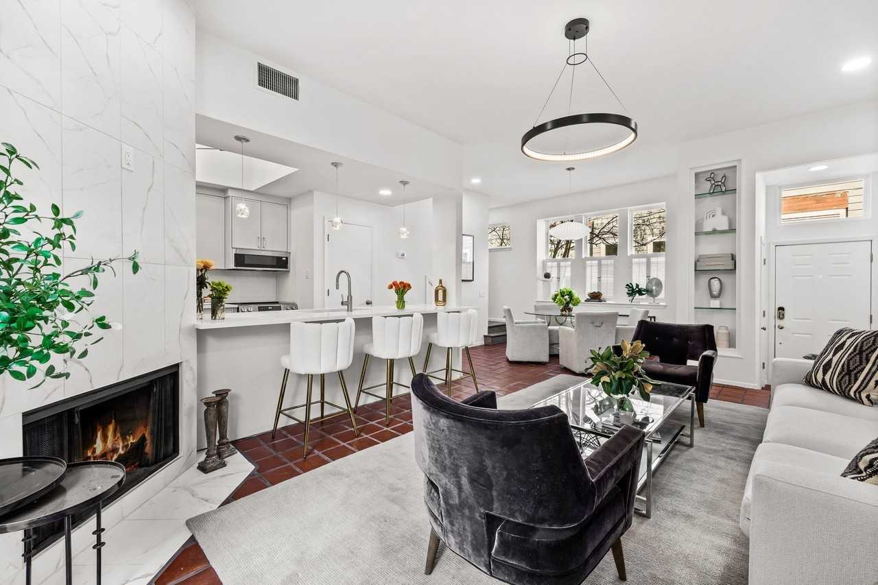 4006 Holland Ave #D - Photo 4 of 29