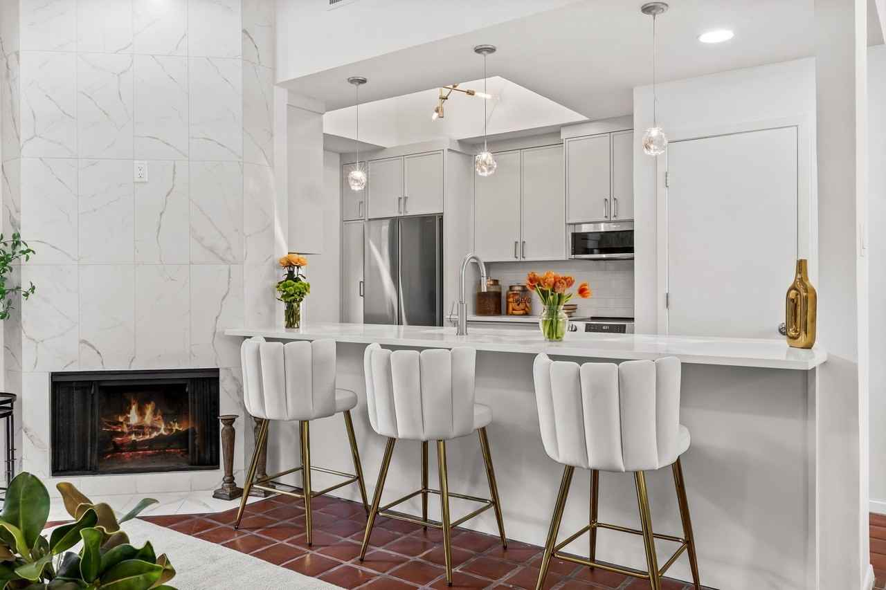 4006 Holland Ave #D - Photo 7 of 29