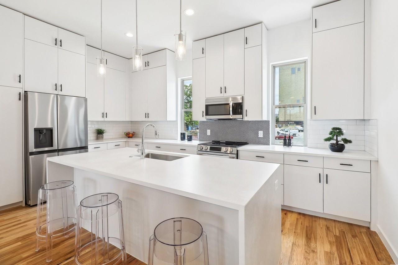 4204 San Jacinto St #103 - Photo 4 of 27