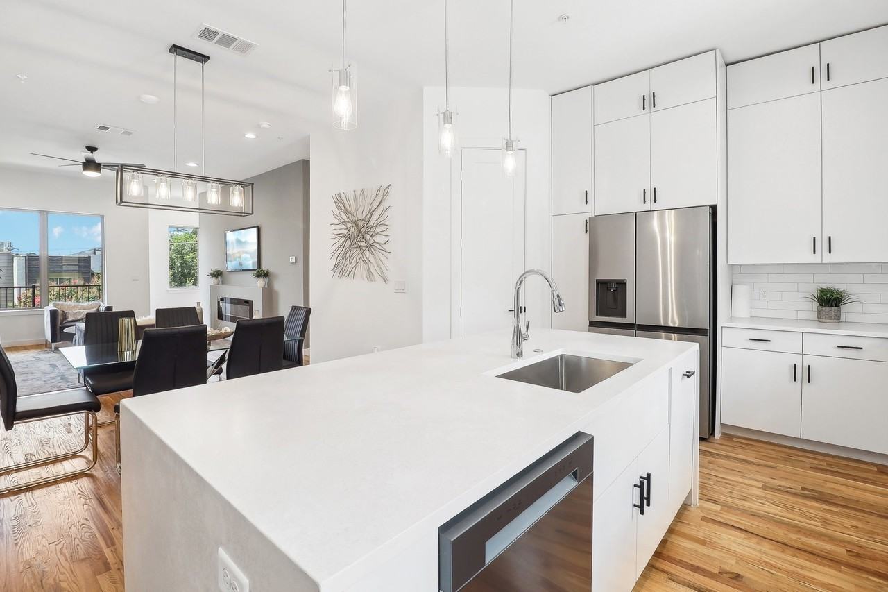 4204 San Jacinto St #103 - Photo 6 of 27