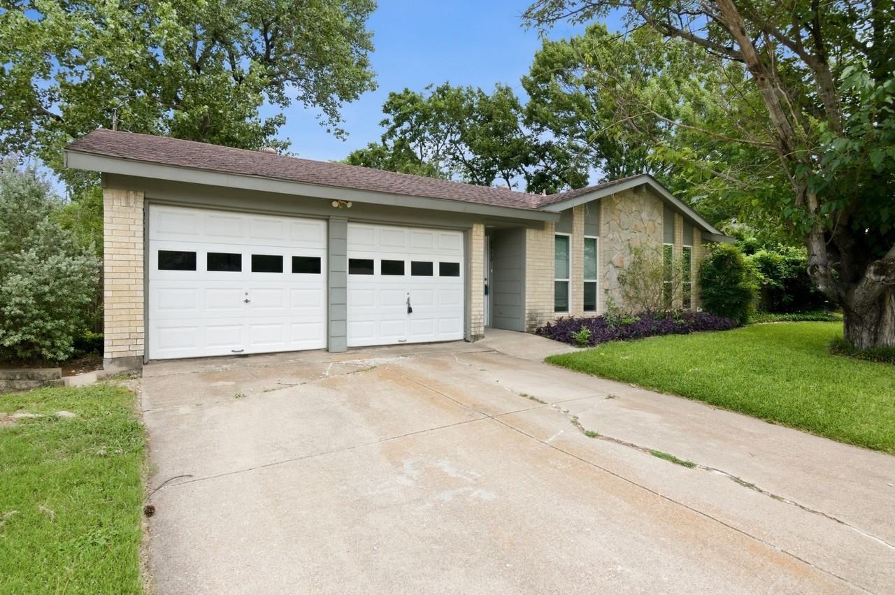 5913 Cathy Ct - Photo 2 of 30
