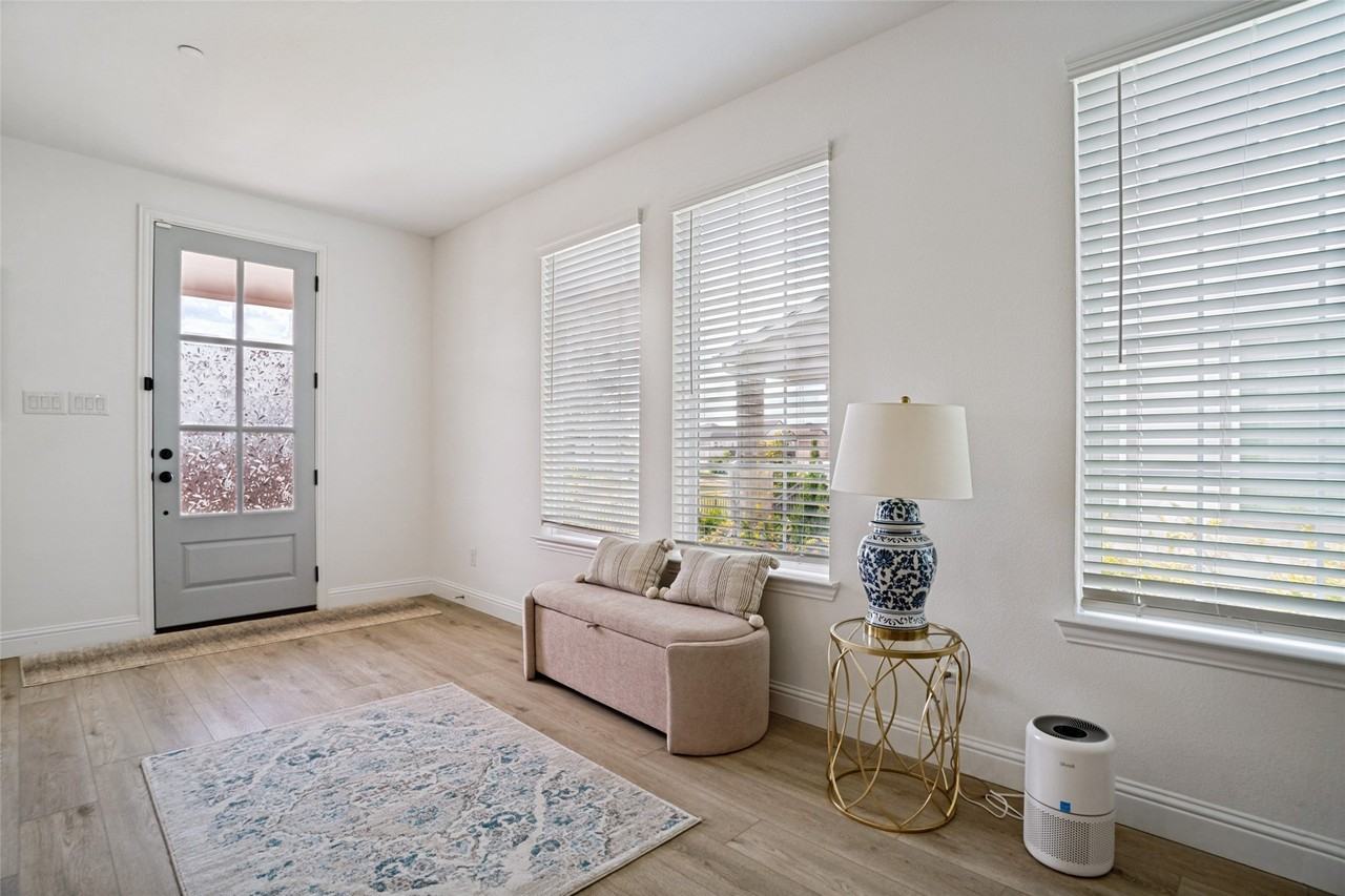 8875 Stablehand Mews - Photo 5 of 40
